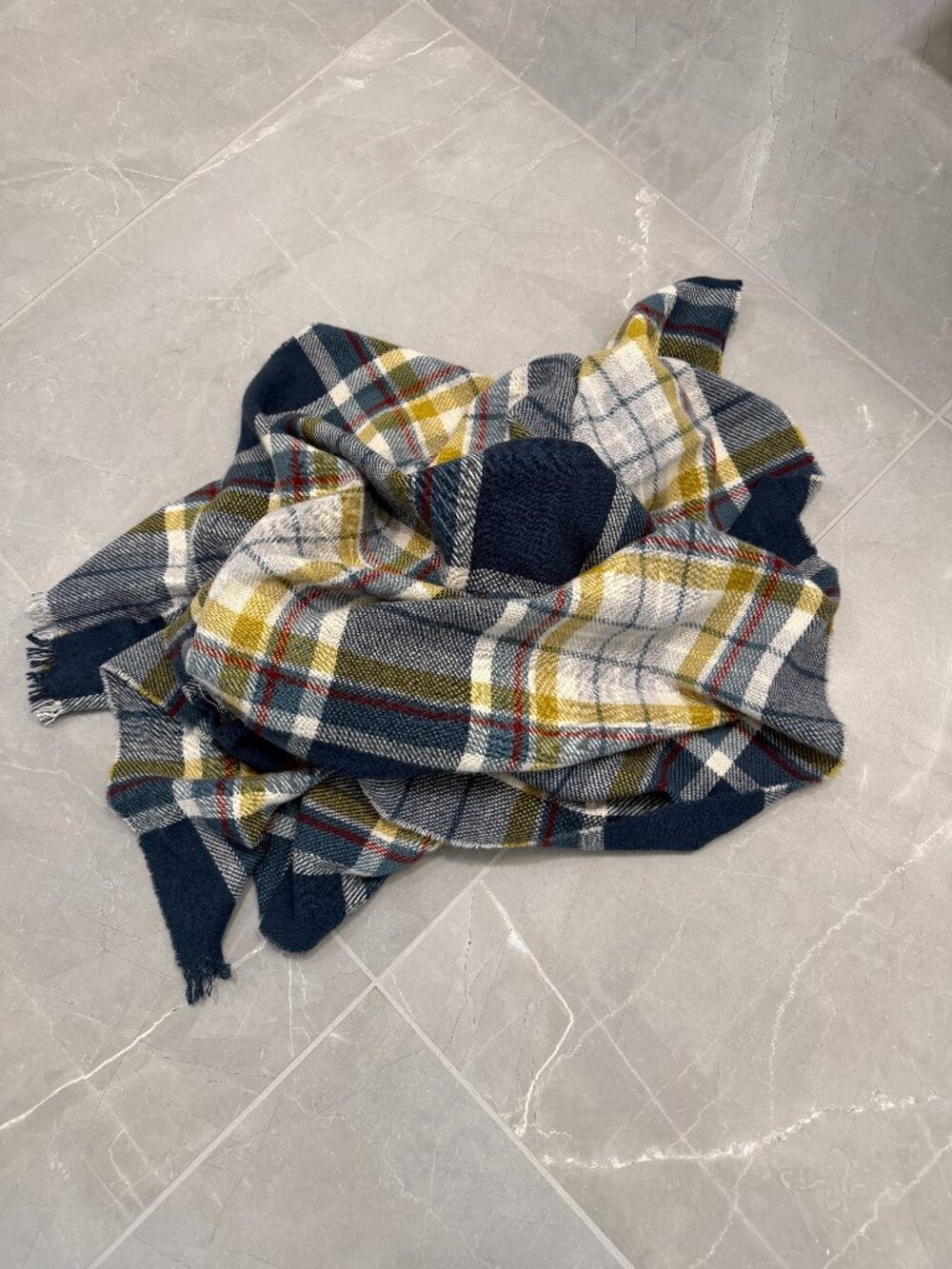 cashnere wool scarf from Scotland